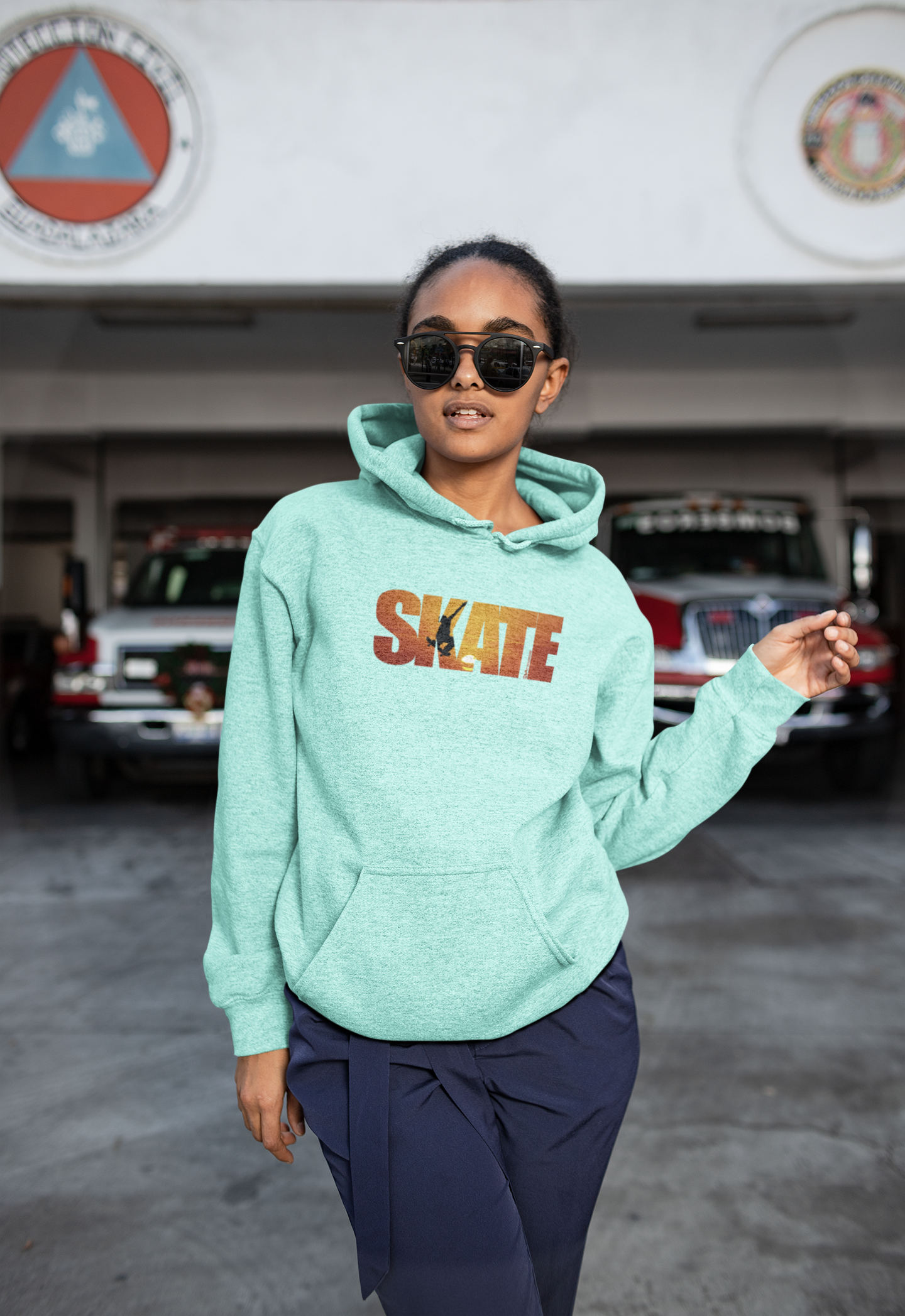 Sunset skate Eco Hoodie_nicht